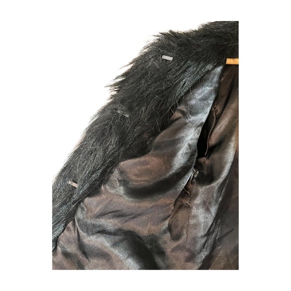 Hudson Bay Black Faux Fur Shaggy Jacket - Picture 5 of 13